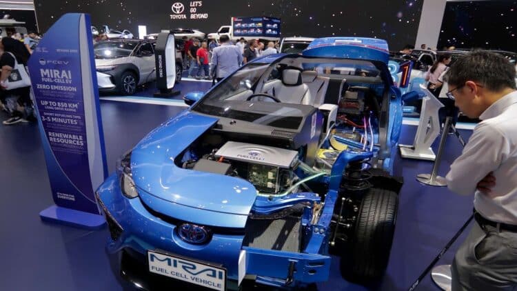 Toyota Fuel Cell