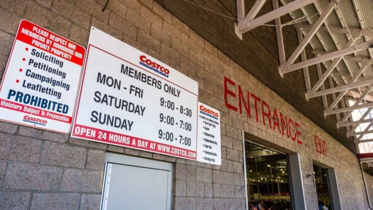 Costco hours