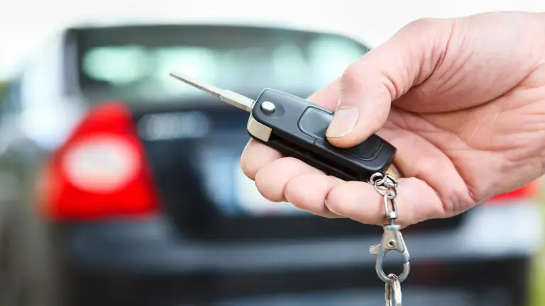 clean vehicle tax credit