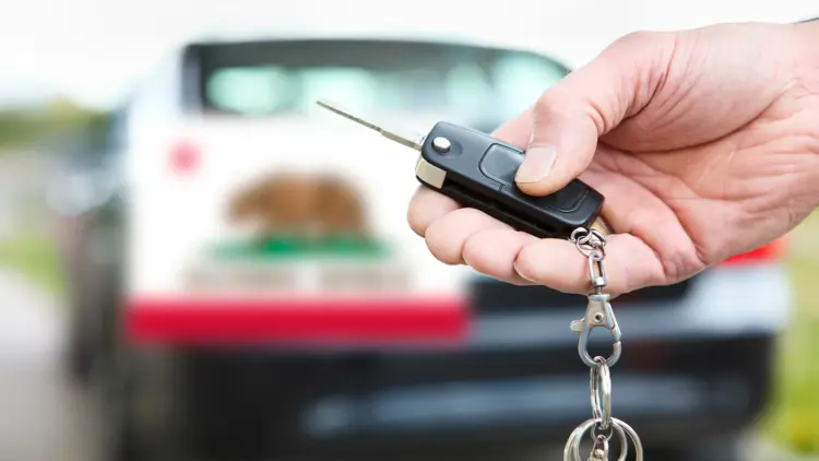 how to change vehicle's registered address in California