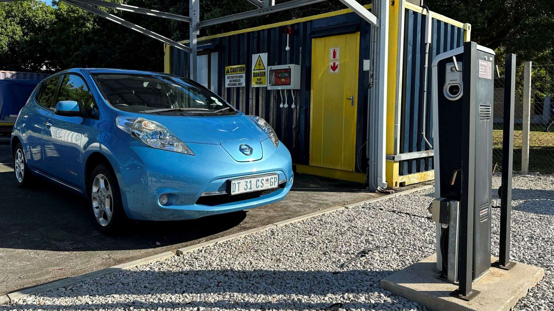 UK cuts EV prices to spur buyers
