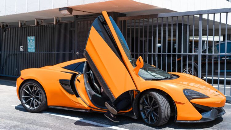 McLaren; auction; collection