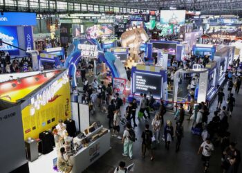 China; market; nostalgic; social media