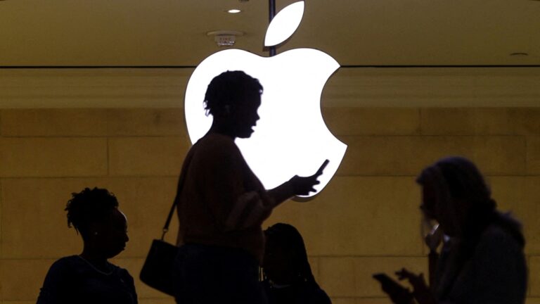 Apple; iPhone; sales