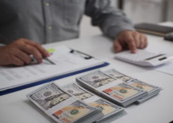 Jobless claims increase to 263,000 in early September