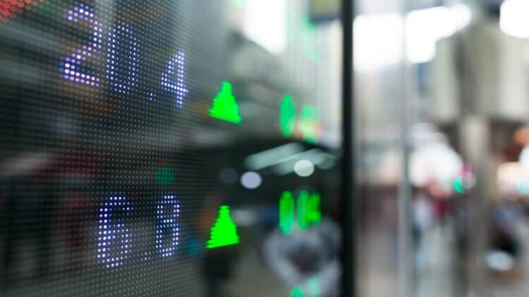 G20 financial watchdog warns of growing market crash