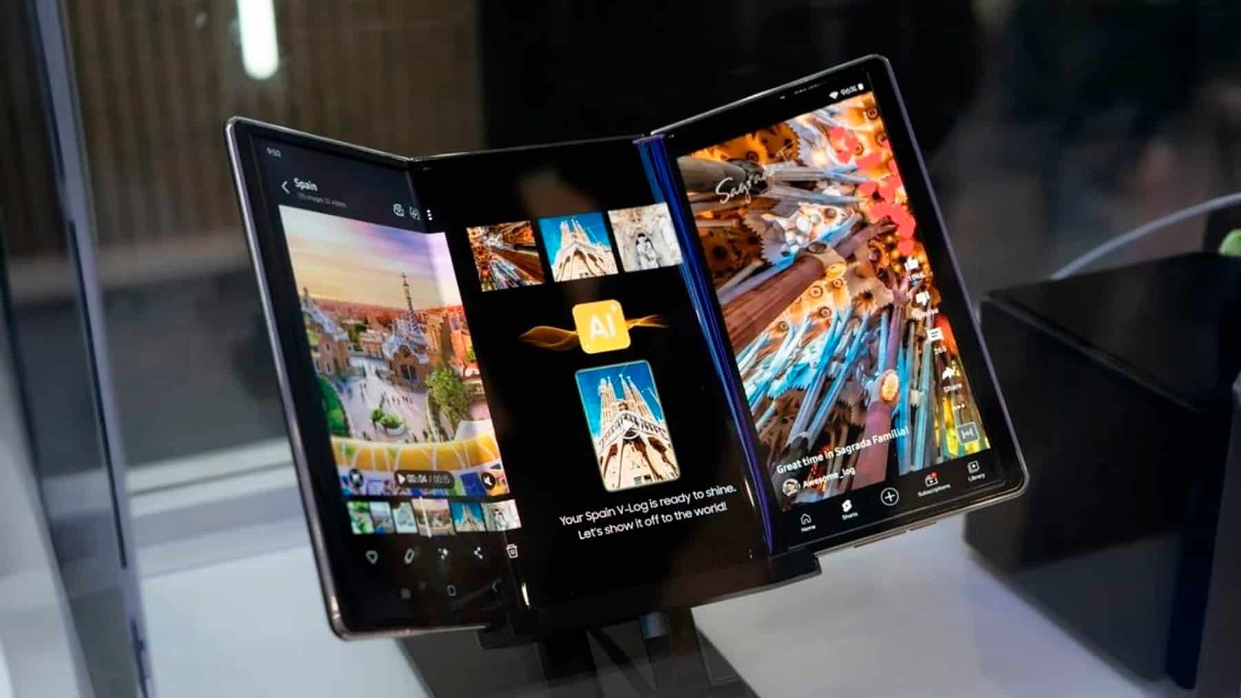 tri-fold smartphone