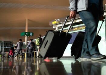 The FAA freezes flight