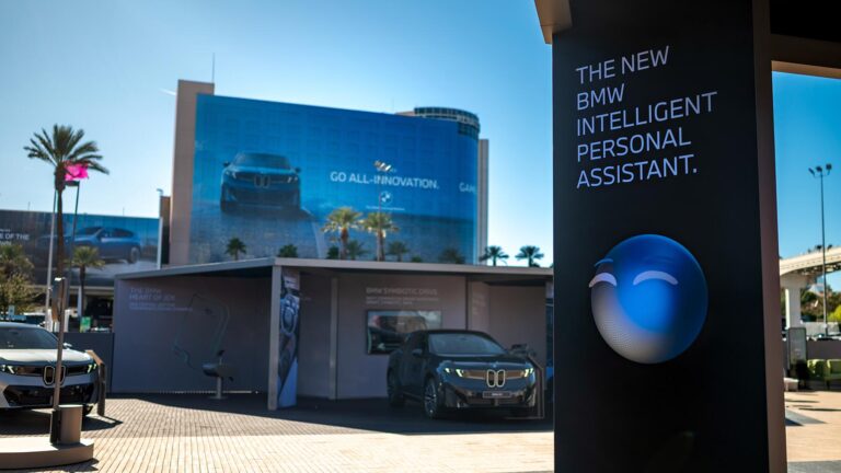 Interactive AI interface in new BMW iX3