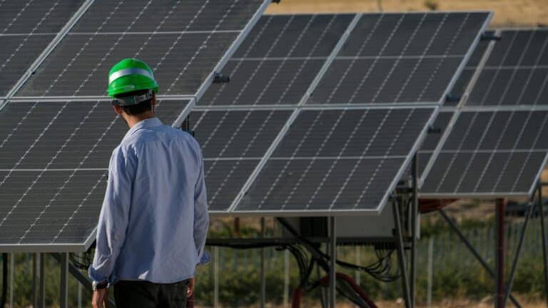 Global clean-energy leaders meet at the IRENA Assembly to discuss renewable energy strategies and international cooperation
