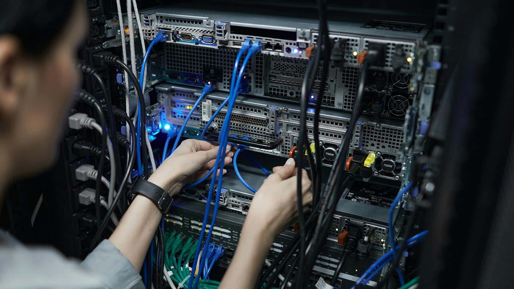 Valcon expands its Nordic data and AI advisory capabilities with the acquisition of Sweden’s Bricobomba