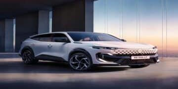 The sleek Renault Filante luxury SUV