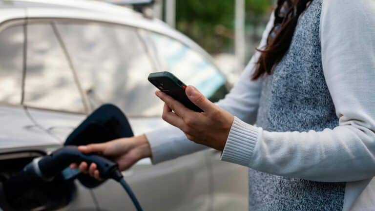 Emobi and HeyCharge upgrade kit modernizing EV