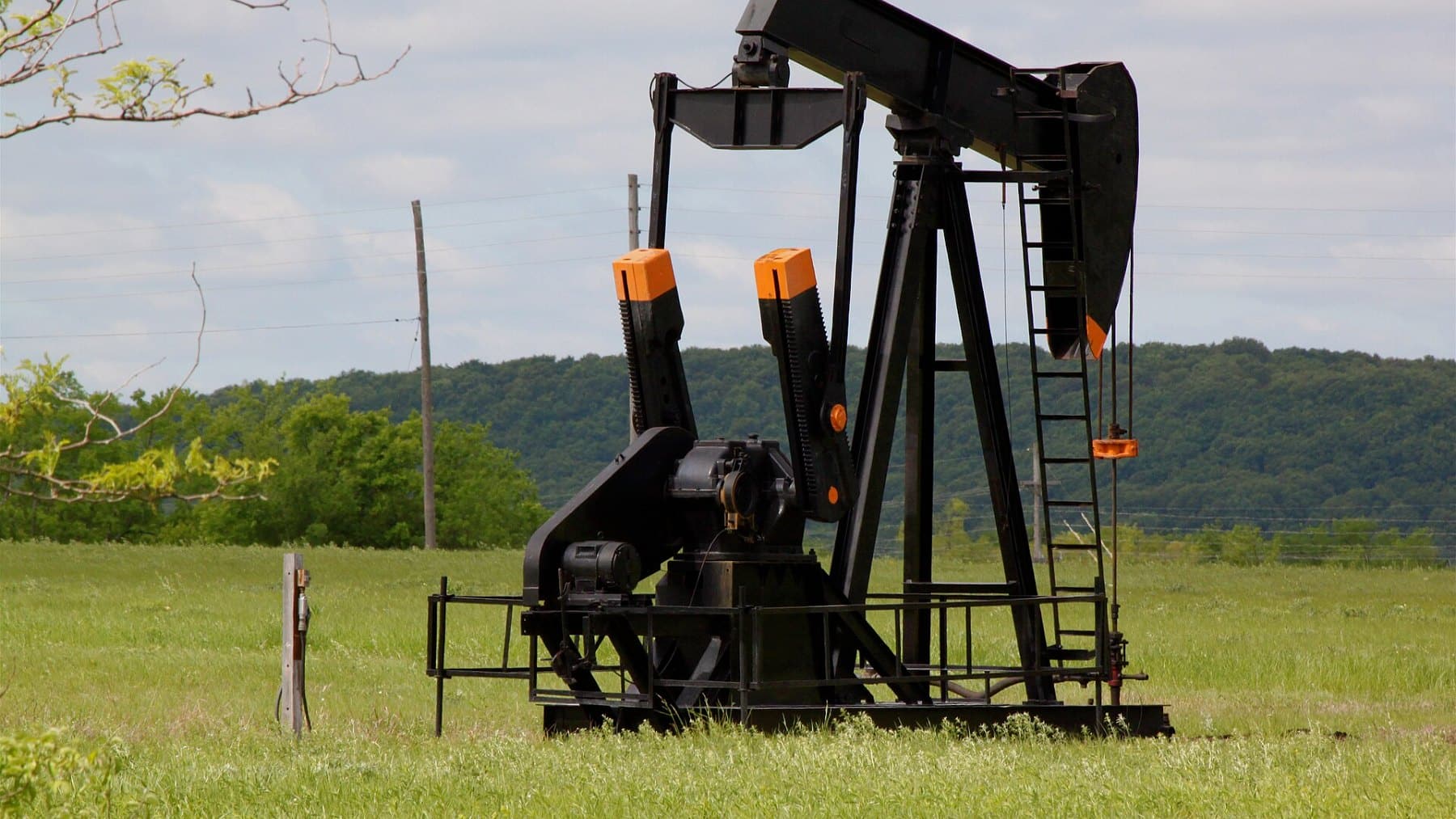 U.S. crude oil output hit a record 13.6 million barrels per day in 2025, EIA data shows 1 An oil pumpjack at a U.S. oil field