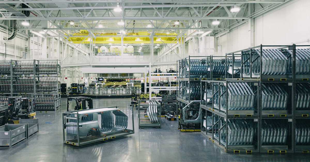 gcn.com - Hugo Rojas - At a central Illinois plant, 68,000 reservations arrived in 24 hours for the new mid-size electric SUV, and its four-trim price staircase runs from $57,990 down to $44,990 to crack the most competitive segment in American auto