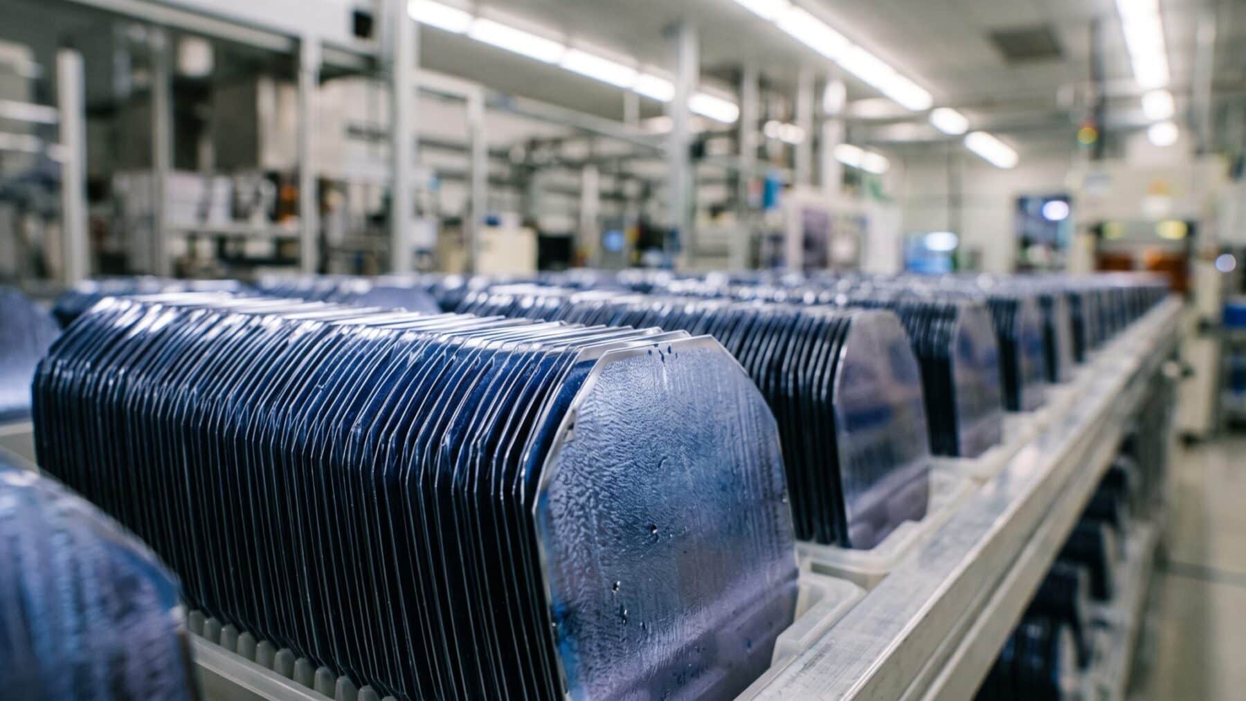 gcn.com - Hugo Rojas - Suniva raises $835 million to accelerate its 4.5 GW solar cell factory in South Carolina