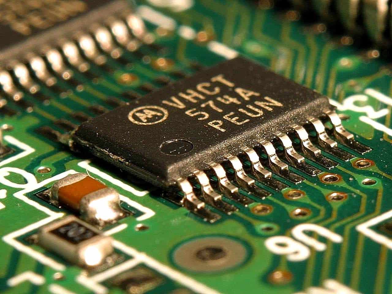 gcn.com - Hugo Rojas - Europe's automakers compete with AI data centers for the same chips and critical materials