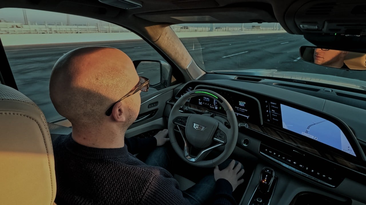 A hands free highway system works on 750,000 miles of pre scanned pavement across the US and Canada, but it still refuses to drive anywhere off that map