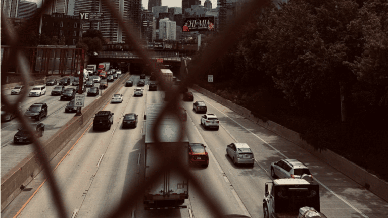Traffic jam illustrating dissatisfaction with commute options in US cities
